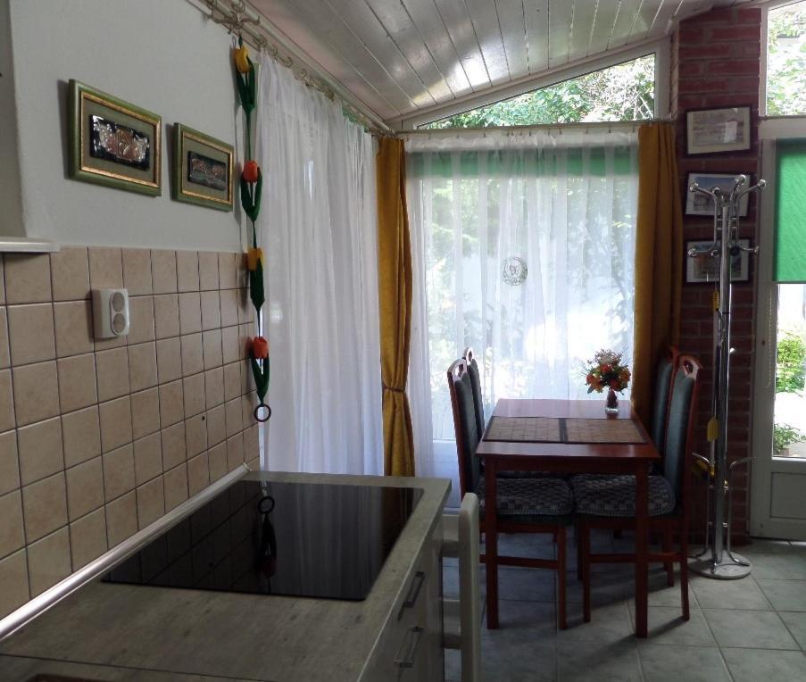 Bori Apartmanok Hajduszoboszlo Luaran gambar